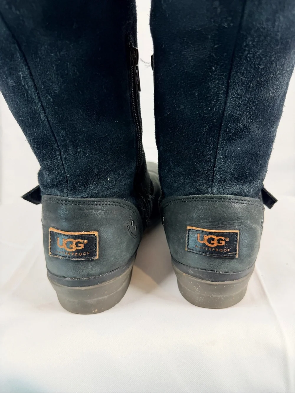 UGG Women’s Size 9 Boots Tall Riding Style Leather Suede